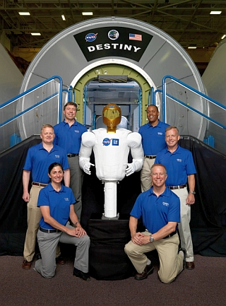 STS133_Crew_and_Robonaut2
